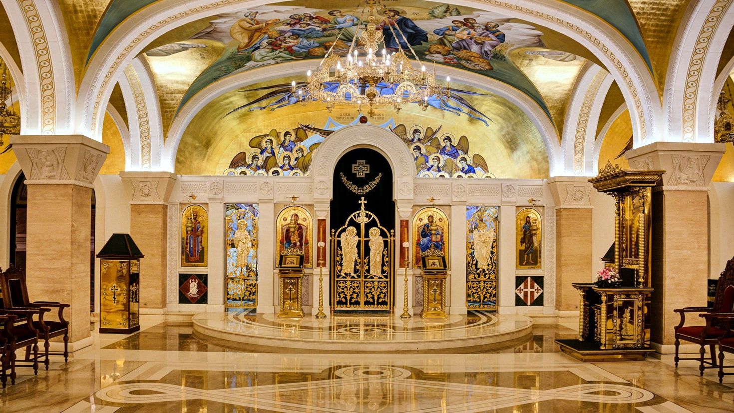 Интерьер православного храма